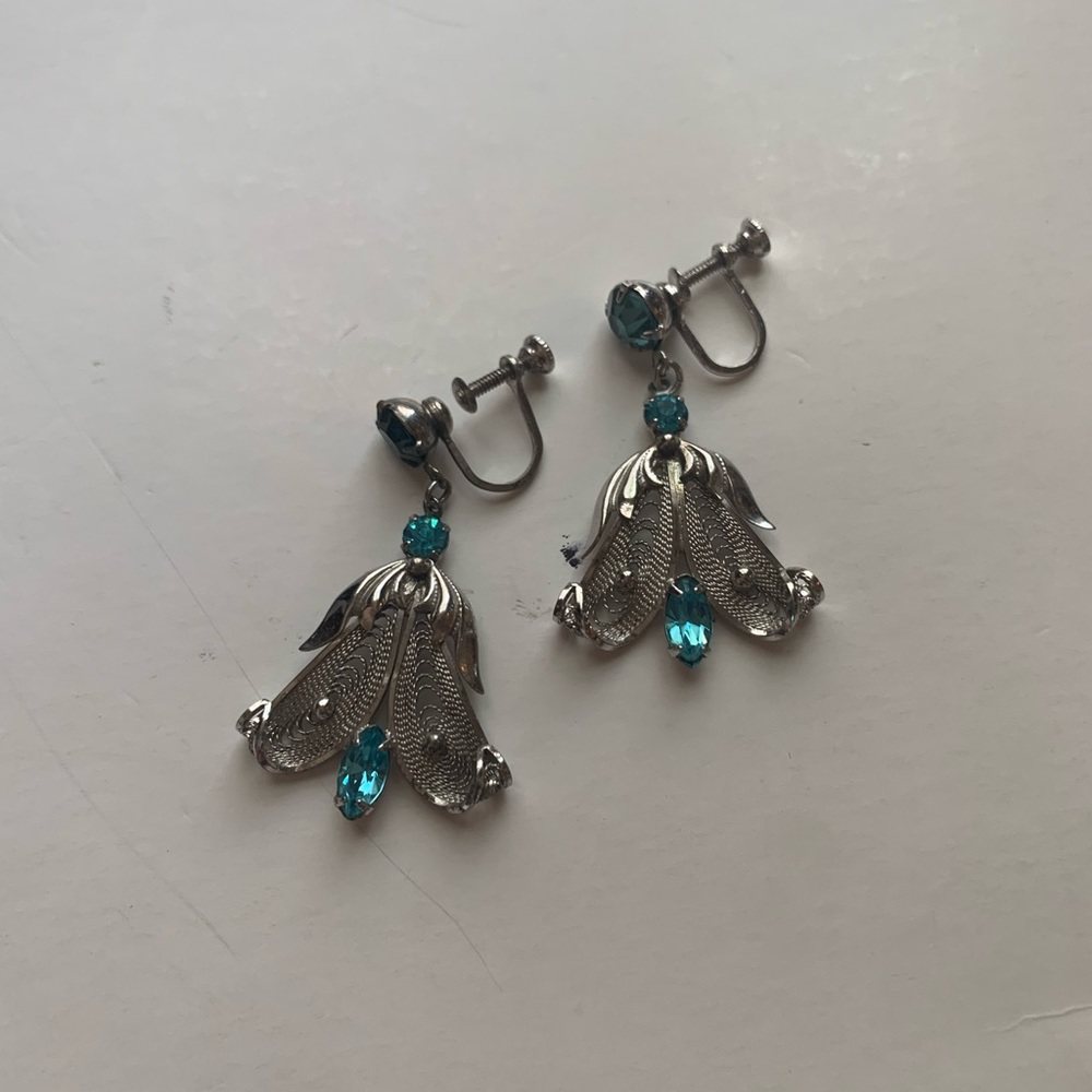 Blue stone with silver metal clip on dangle earrings (1603)